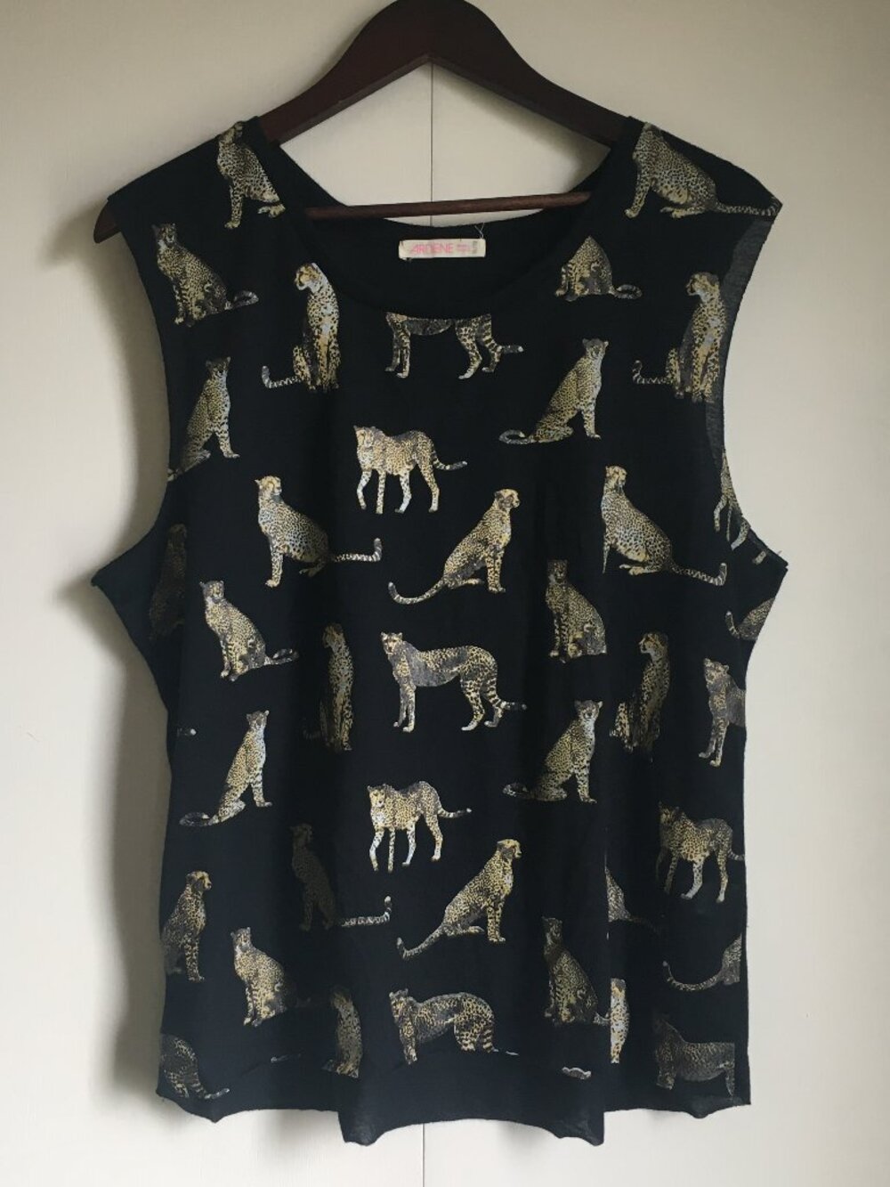 Ardene Y2K Cheetah Graphic Print Boxy Sleeveless Grunge Tee